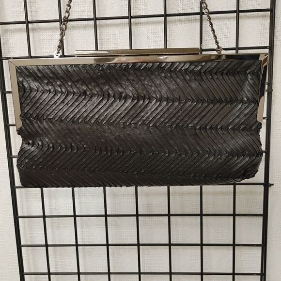 BLACK STYLISH CLUTCH BAG/HANDBAG. - Picture 3 of 11